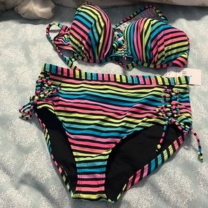 BNWT 1X multi colored bikini